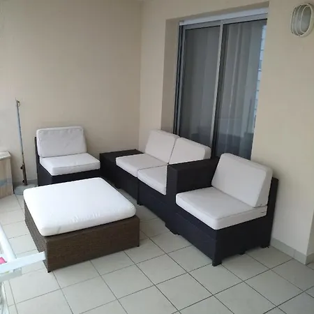 Appartement 2 Pieces Avec Une Grande Terrasse, 3 Etoiles, Wifi, Box Pour Vehicule Et Velos Les Sables-dʼOlonne Exterior foto