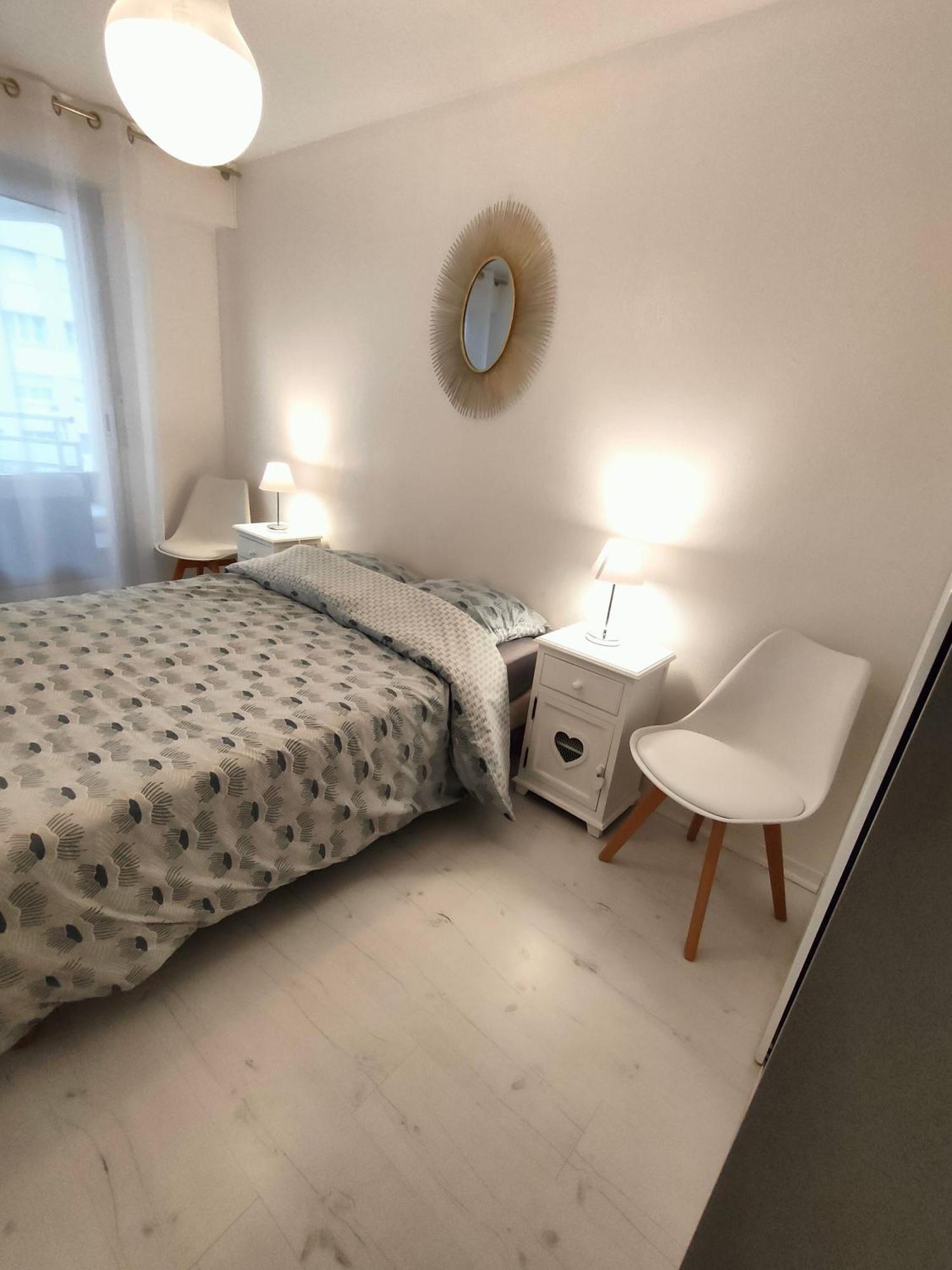 2 Pieces Avec Grande Terrasse, 3 Etoiles, Wifi, Box Pour Vehicule Et Velos Apartment *